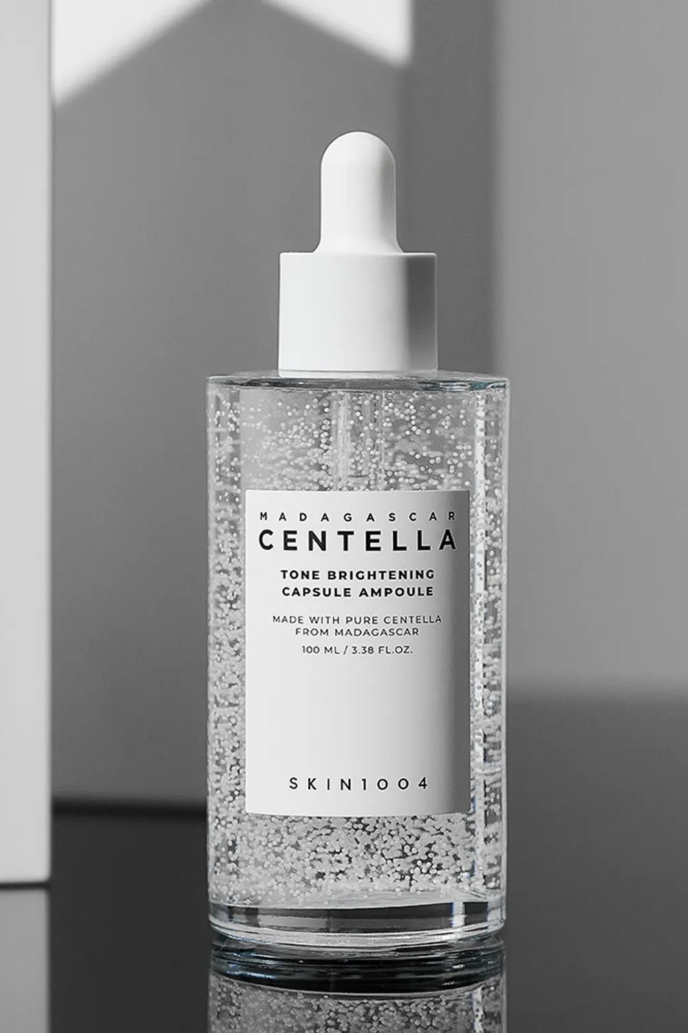 Skin1004 Centella Tone Brightening Capsule Ampoule serum