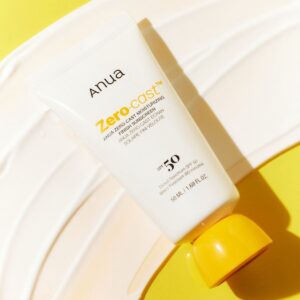 Anua Zero-Cast Moisturizing Finish Sunscreen (SPF 50)
