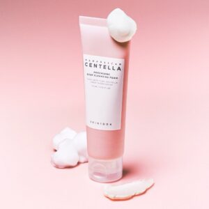 Madagascar Centella Poremizing Clear Cleansing Foam